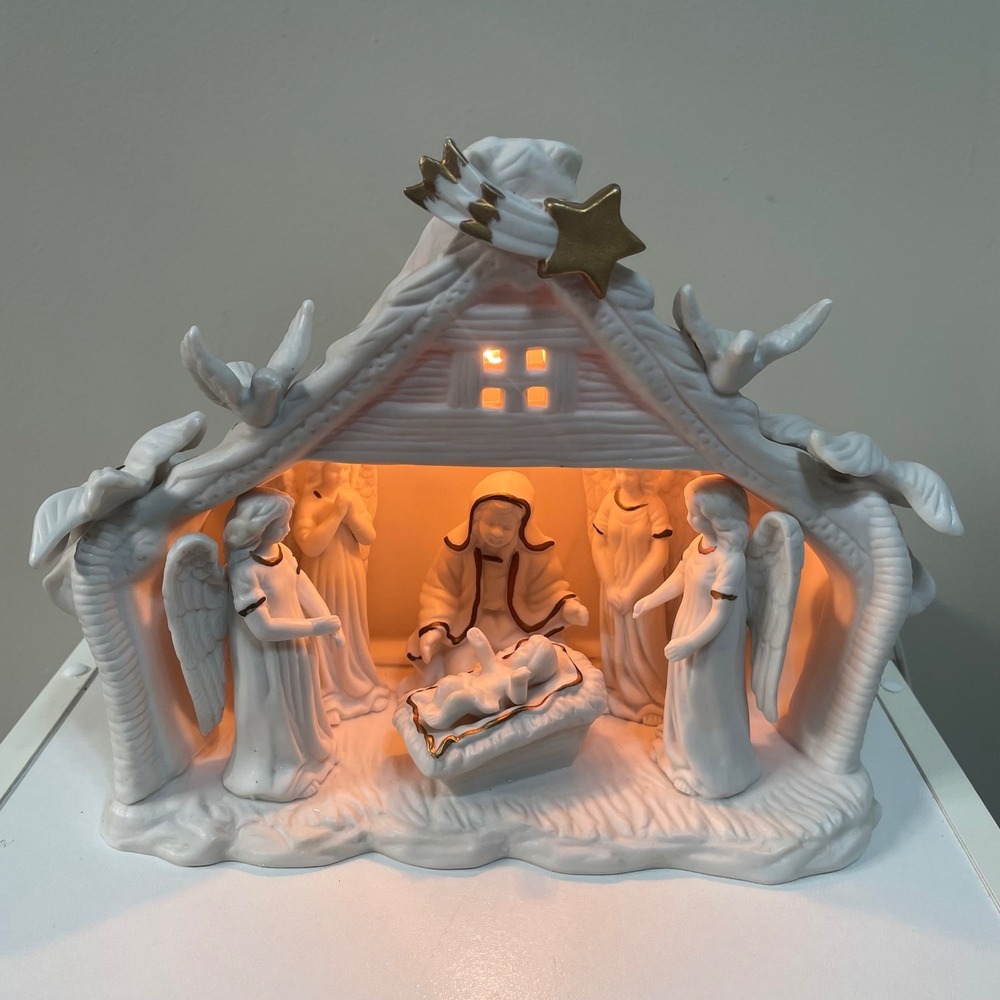 Vintage Ceramic Nativity‎ Scene Lighted Christmas Decoration White Gold